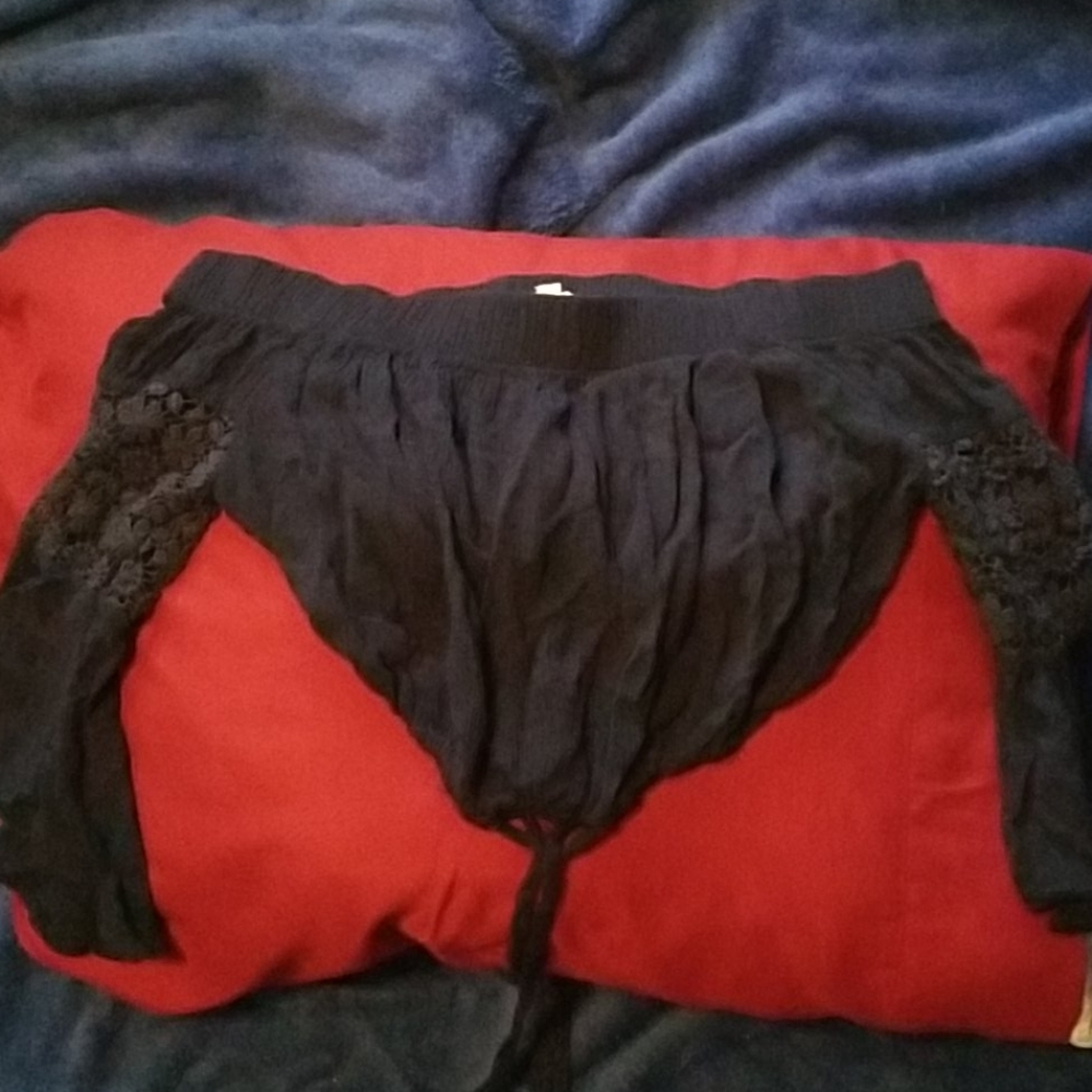 Hint of Blush Blue Lace Crop Top